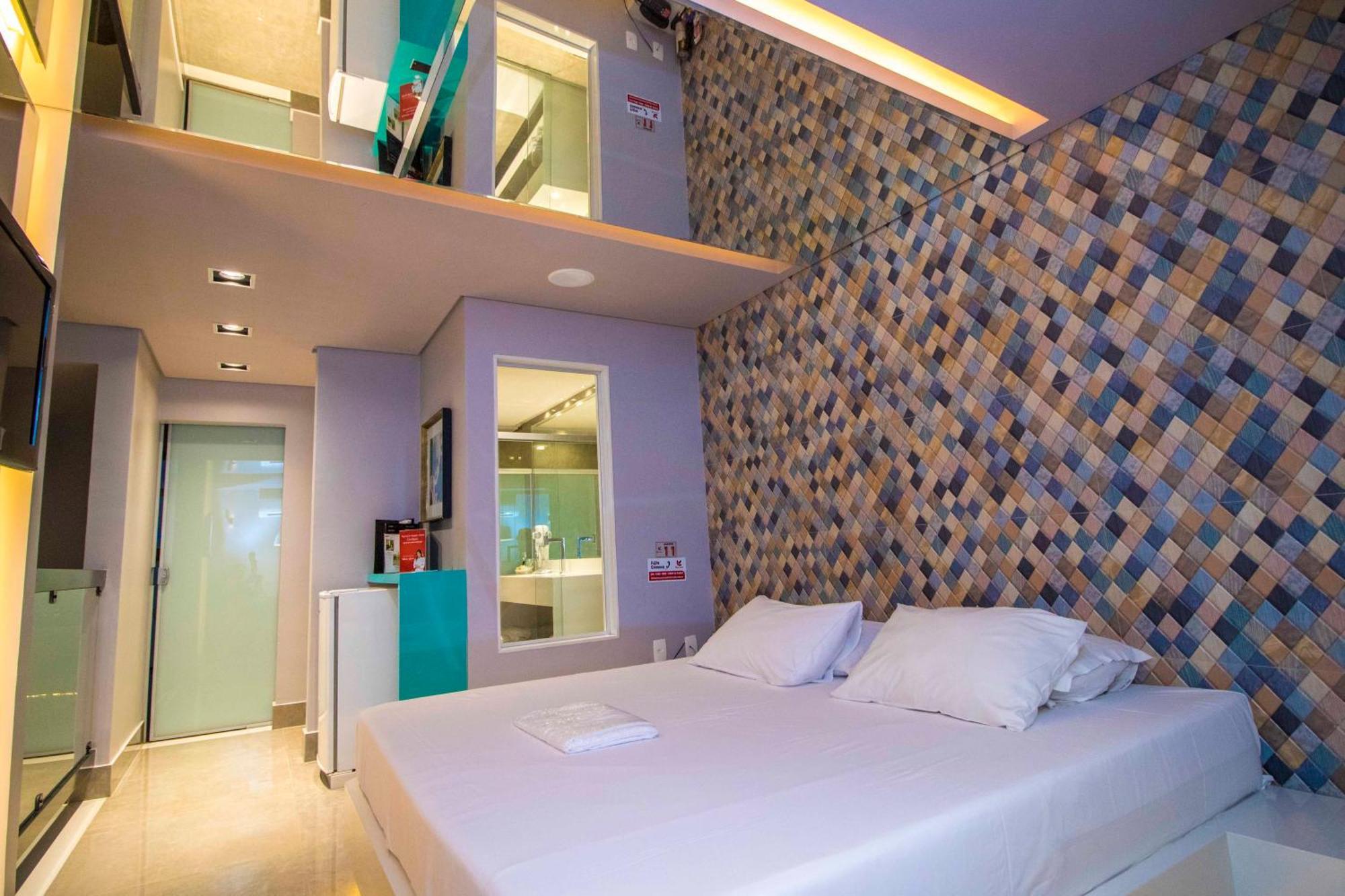 Love hotel Park Way *